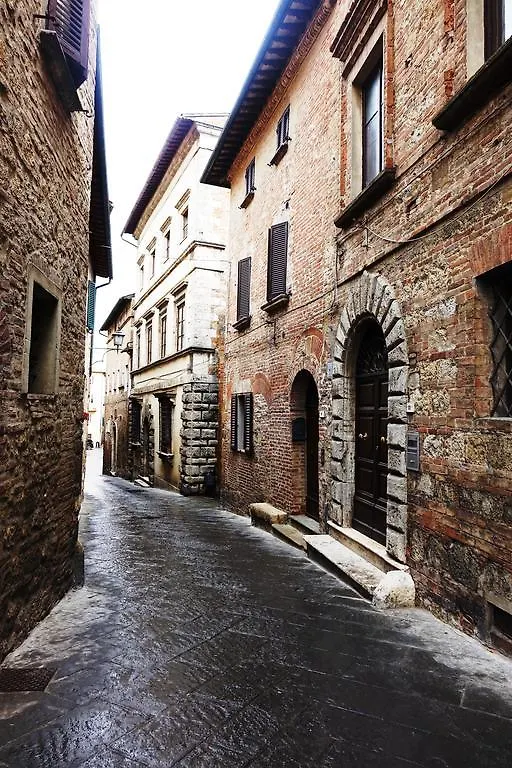 Palazzo Colombi Apartment Montepulciano